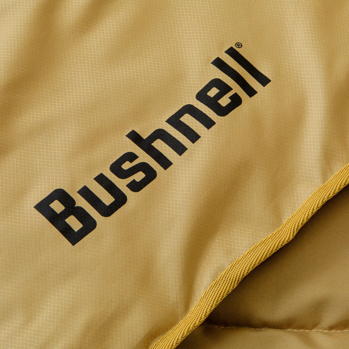 Bushnell Insulated Wearable Blanket - Image 6 of 7