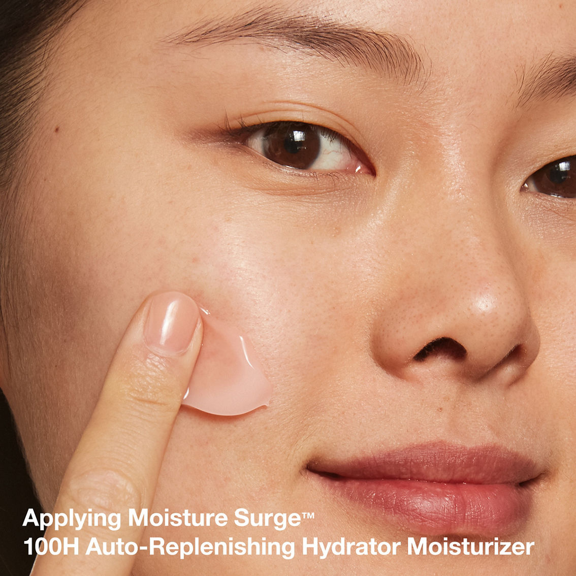 Clinique Moisture Megastars Hydrating Skincare Set - Image 5 of 7