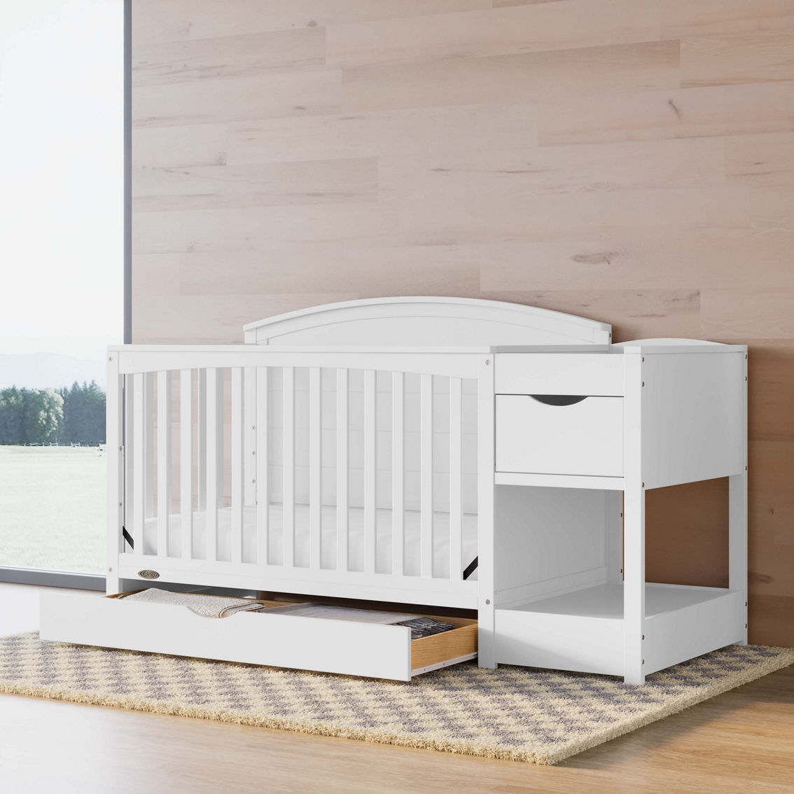 Graco Bellwood 5-in-1 Convertible Crib and Changer - Image 9 of 10