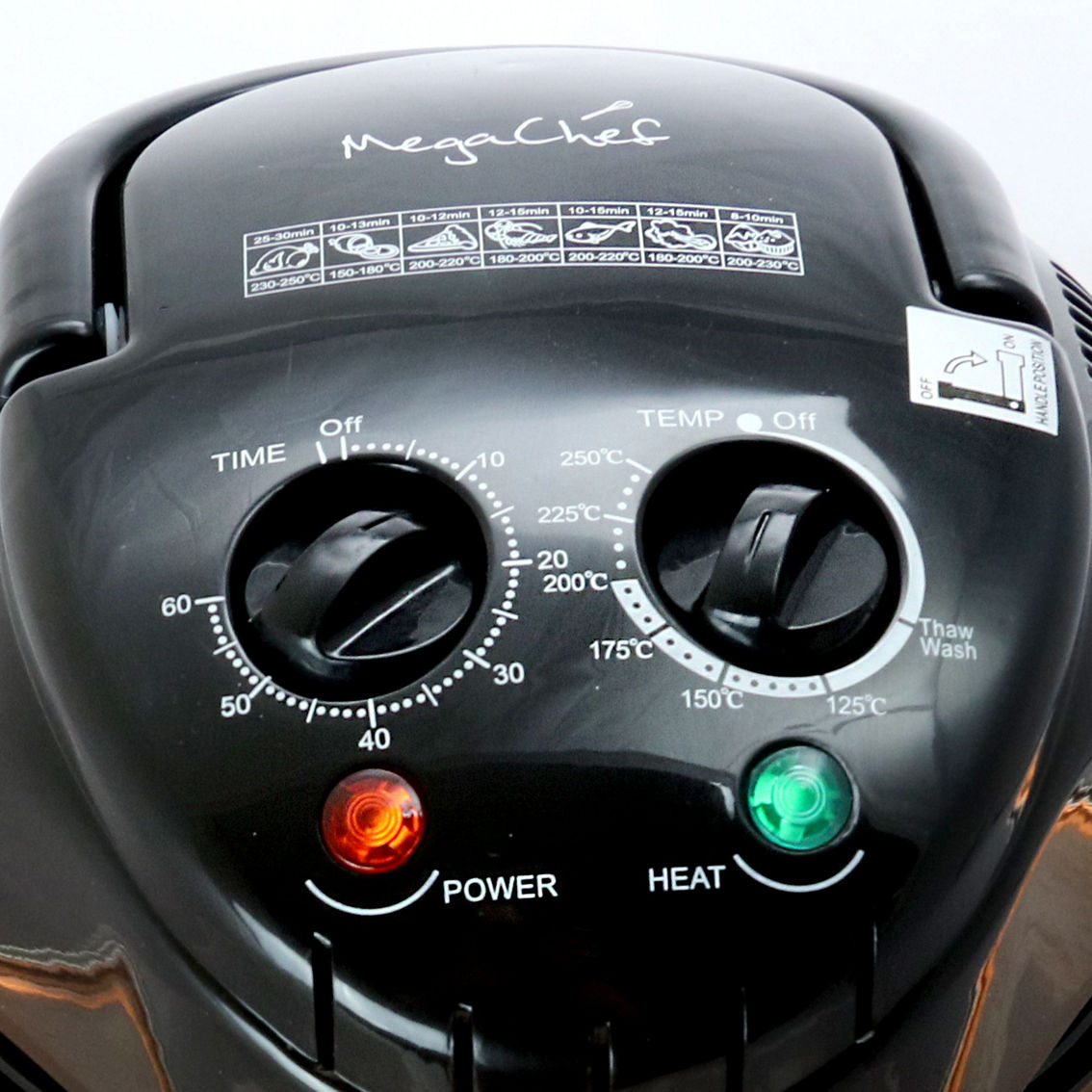 MegaChef Multipurpose Countertop Halogen Oven Air Fryer/Rotisserie/Roaster in Bl - Image 4 of 5