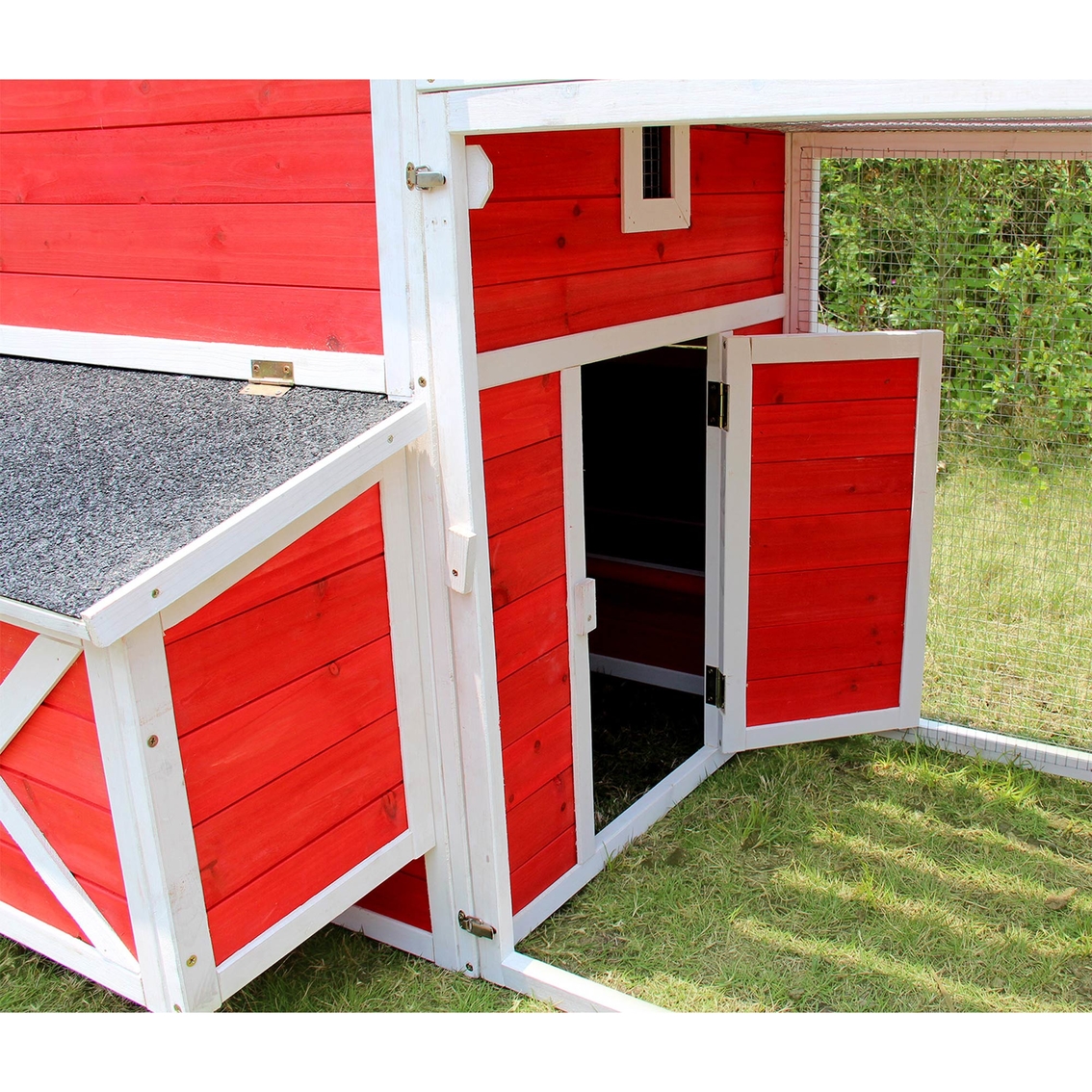 Merry Products Red Barn Chicken Coop - Image 4 of 4