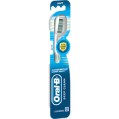 Oral-B Advantage Deep Clean Soft Toothbrush