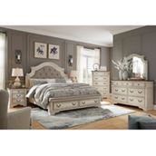 Signature Design by Ashley Realyn Footboard Storage Bedroom 3 pc. Set