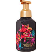 Bath & Body Works Tropidelic Gentle and Clean Foaming Soap