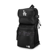 New Era Los Angeles Dodgers Athleisure Sling Bag