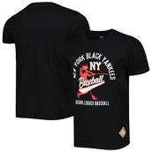 Stitches Men's Black Black Yankees Soft Style T-Shirt