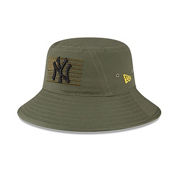 New Era Men's Green New York Yankees 2023 Armed Forces Day Bucket Hat