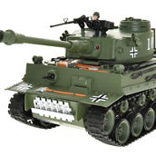 CIS-YZ-813 1:18 scale WWII German Tiger tank with lights sound and BB gun