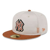 New Era Men's Stone/Brown New York Yankees 2024 Clubhouse 59FIFTY Fitted Hat