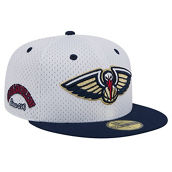 New Era Men's White/Navy New Orleans Pelicans Throwback 2Tone 59FIFTY Fitted Hat