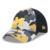 New Era Men's Camo/Black Michigan Wolverines Active 39THIRTY Flex Hat