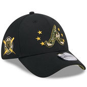 New Era Black Atlanta Braves 2024 Armed Forces Day 39THIRTY Flex Hat