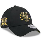 New Era Black New York Mets 2024 Armed Forces Day 39THIRTY Flex Hat