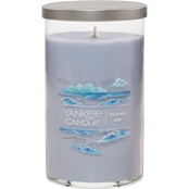 Yankee Candle Ocean Air Signature Medium Pillar Candle