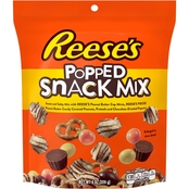 Reese's Popped Snack Mix 8 oz.