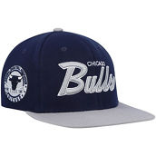 Men's Mitchell & Ness Navy/Gray Chicago Bulls Spirit Script Snapback Hat