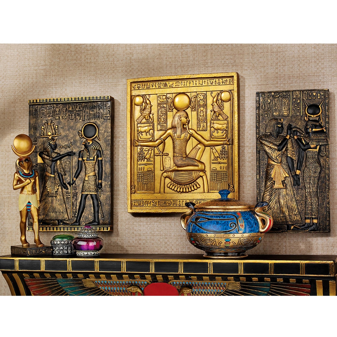Design Toscano Egyptian Temple Stele Plaque, Tutankhamen, Isis and Horus - Image 2 of 2