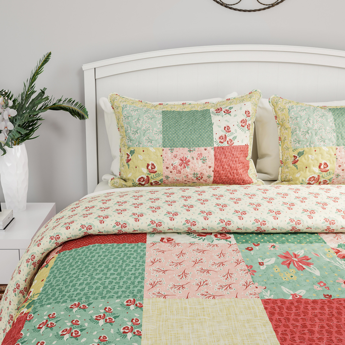 Lavish Home Sweet Dreams Patchwork Pastel Floral Print 3 pc. Quilt Set - Image 3 of 6