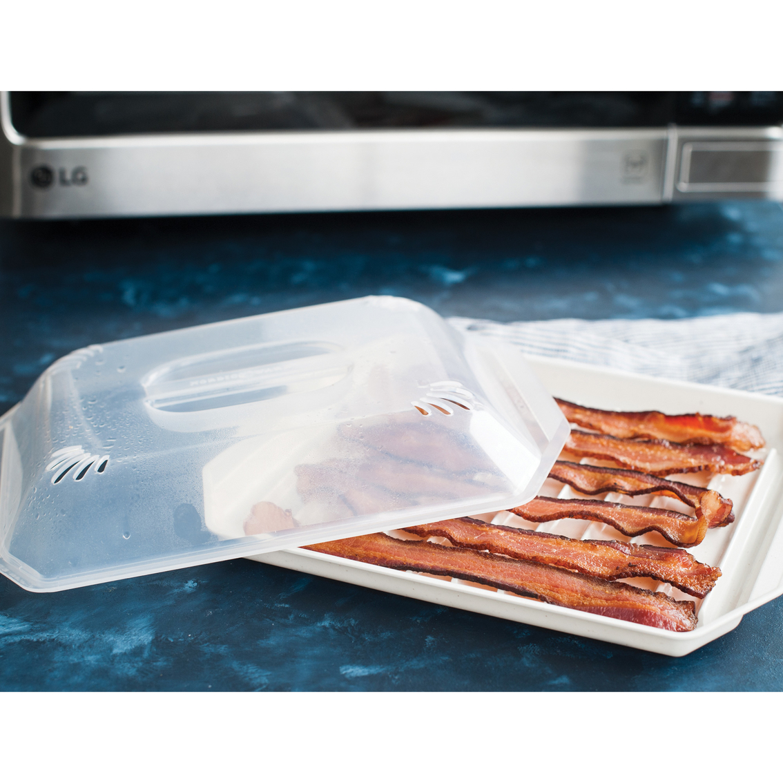 Nordic Ware Compact Bacon Rack with Lid - Image 2 of 3