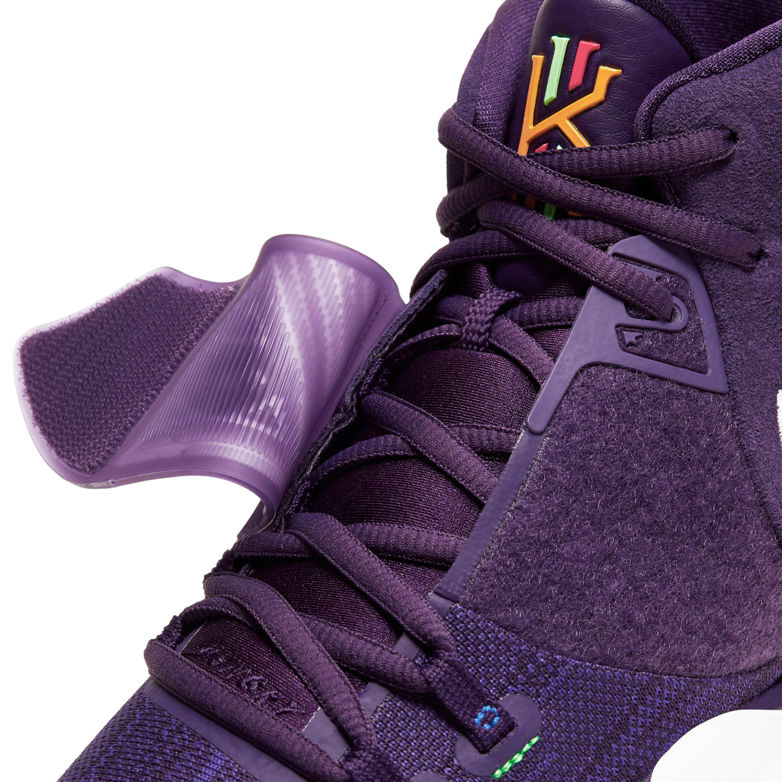Nike Men's Kyrie VI Court Shoes - Image 7 of 7