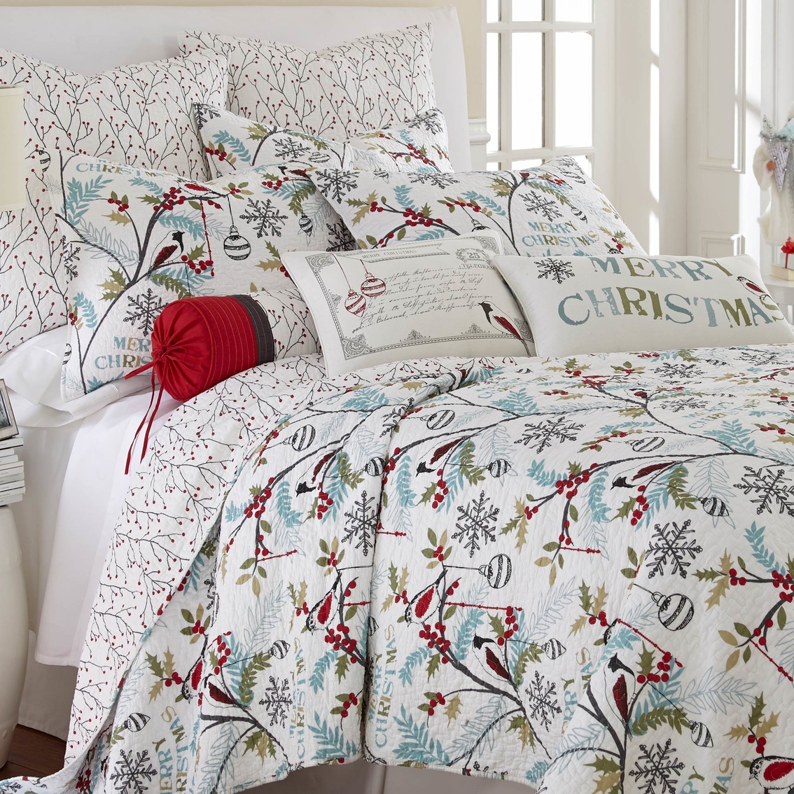 Levtex Home Holly Full/Queen Quilt Set - Image 2 of 4