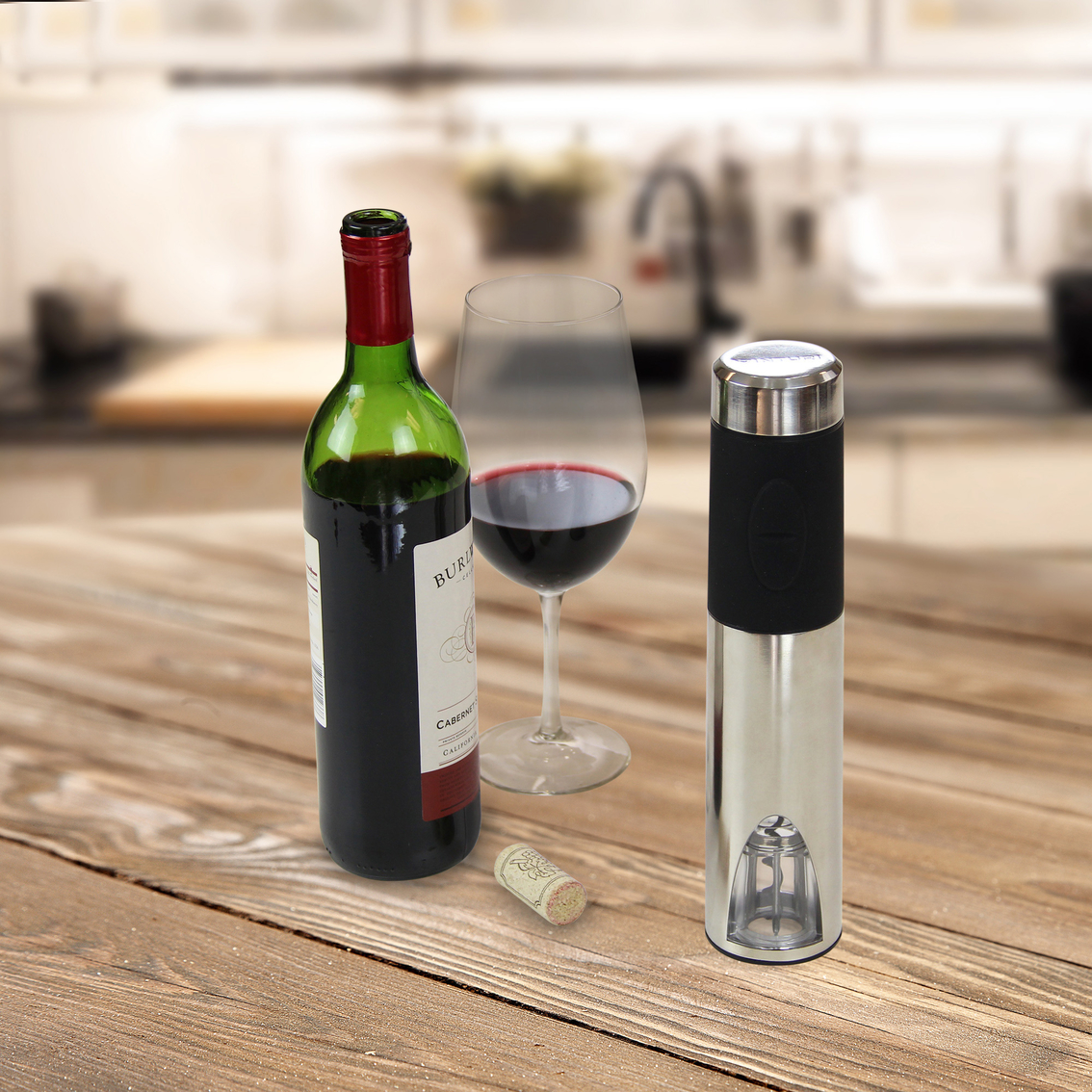Vinturi Rechargeable Wine Opener with Base and Foil Cutter - Image 7 of 7