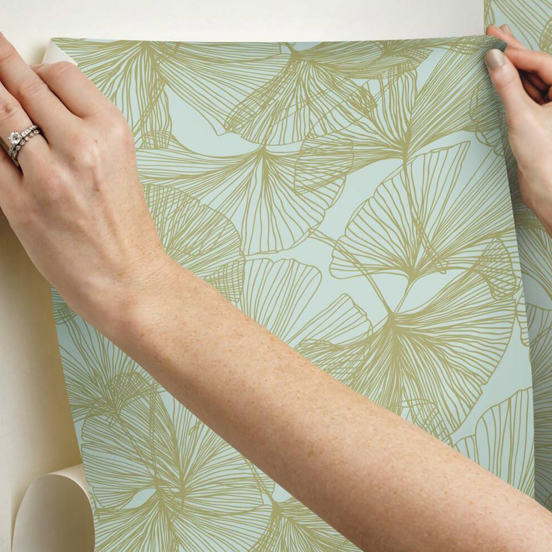RoomMates Gingko Leaves Peel and Stick Wallpaper - Image 3 of 8