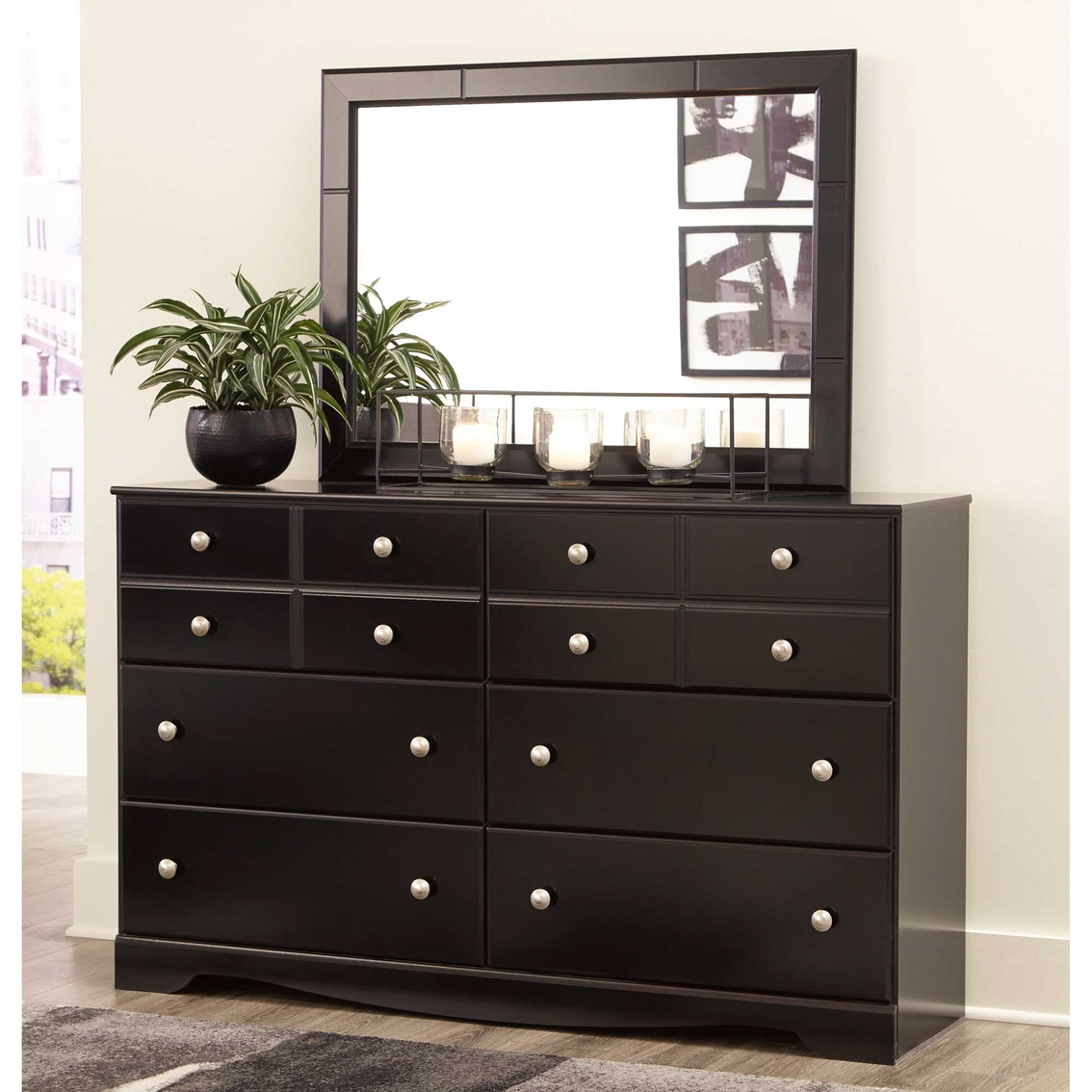 Signature Design by Ashley Mirlotown 6 Drawer Dresser and Mirror - Image 5 of 8