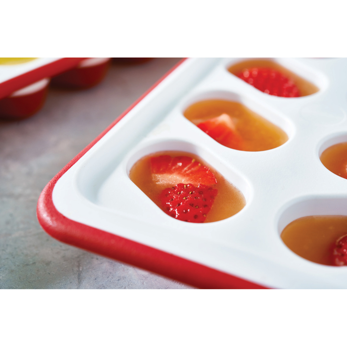 Rubbermaid Easy Release Flexible Ice Tray - Image 2 of 4
