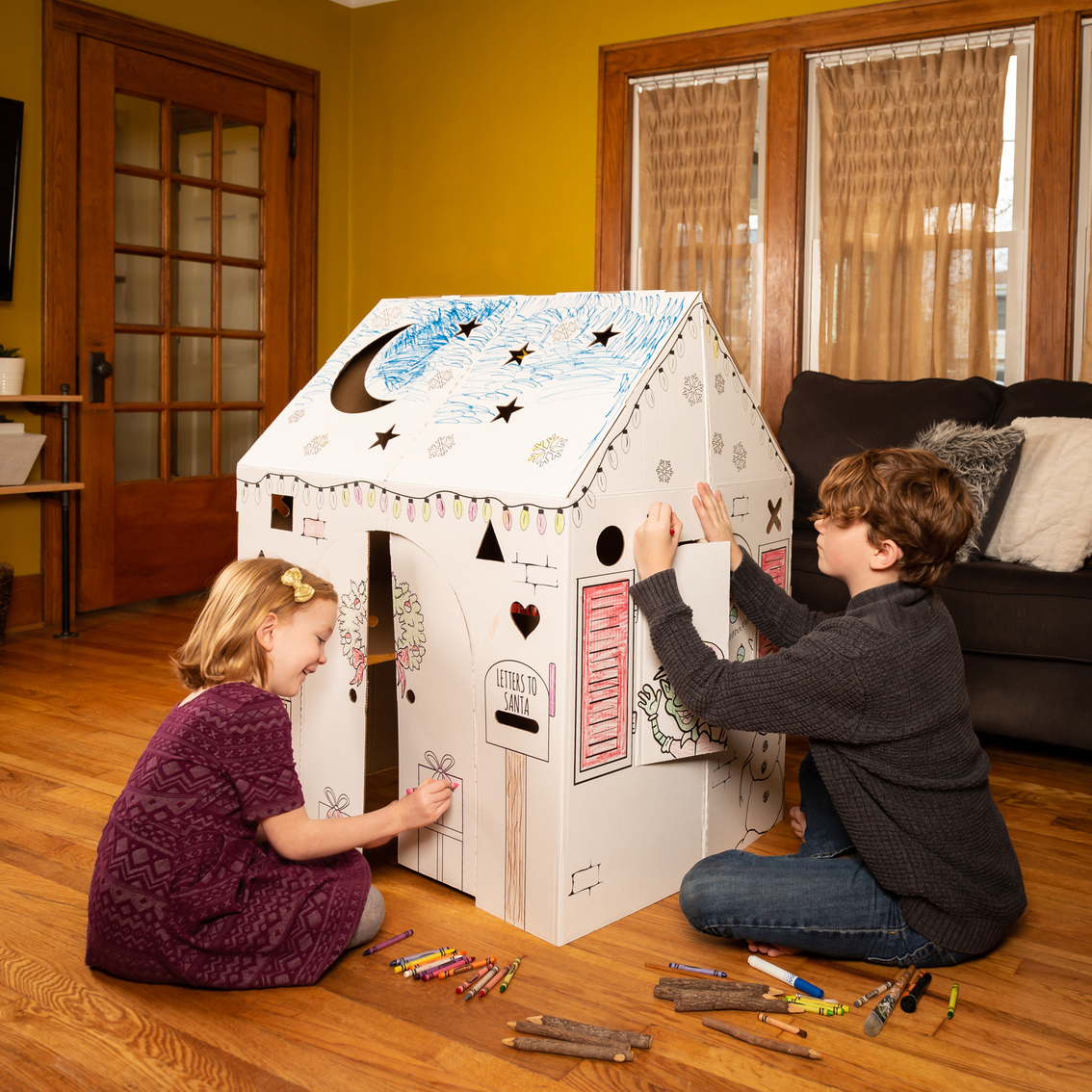 Easy Playhouse Holiday Cottage Cardboard Playhouse - Image 4 of 4