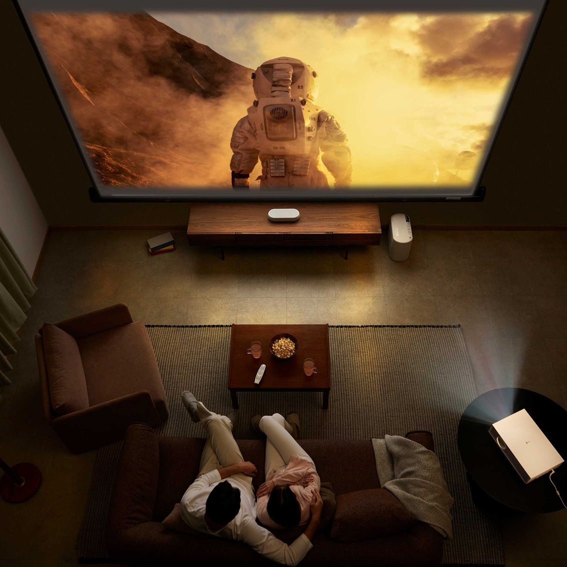 LG HU710PW CineBeam 4K UHD Hybrid Home Cinema Projector - Image 8 of 10