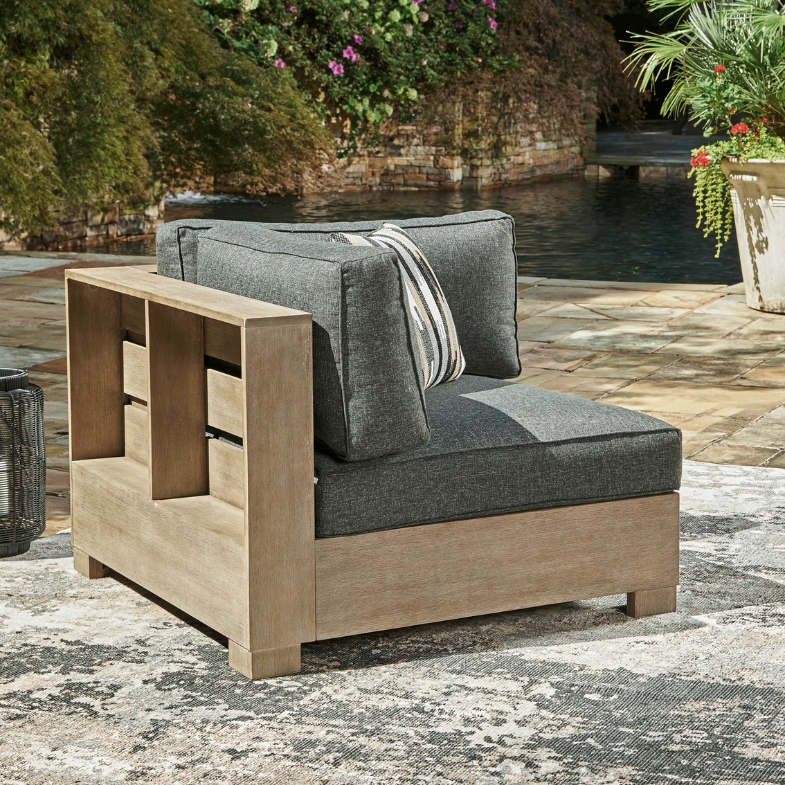 Signature Design by Ashley Citrine Park 2 pc. Outdoor Loveseat - Image 2 of 3