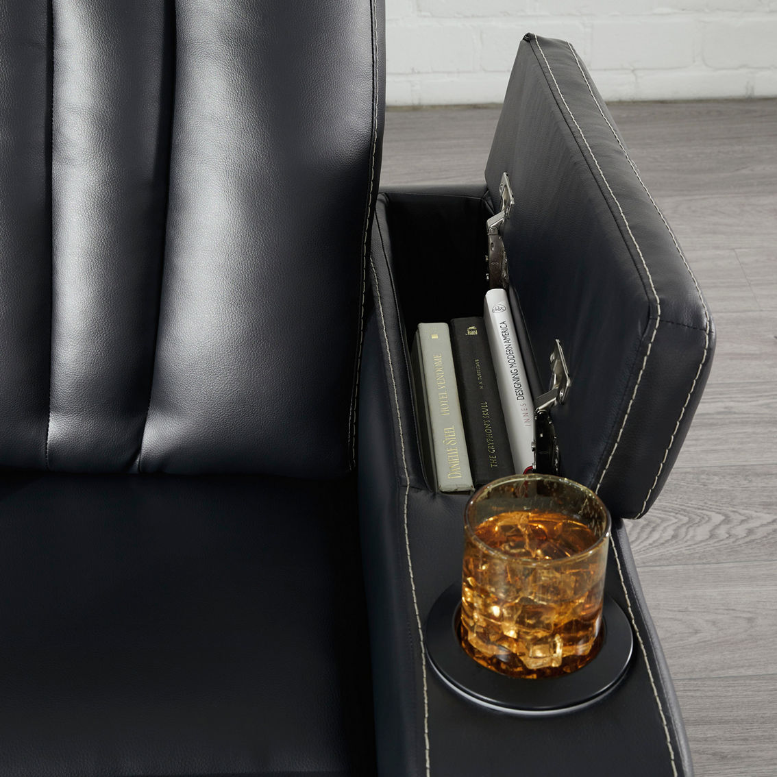 Signature Design by Ashley Center Point Recliner - Image 7 of 10