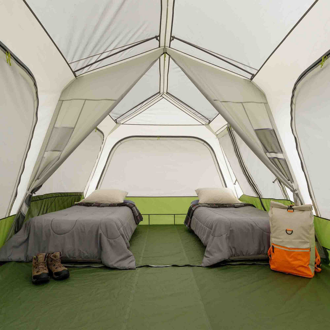 Core Equipment 10 Person Cabin Tent - Image 3 of 4