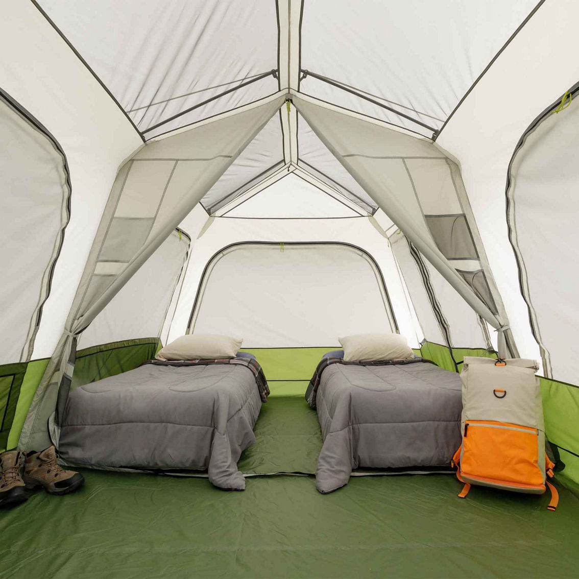 Core Equipment 8 Person Cabin Tent - Image 5 of 6