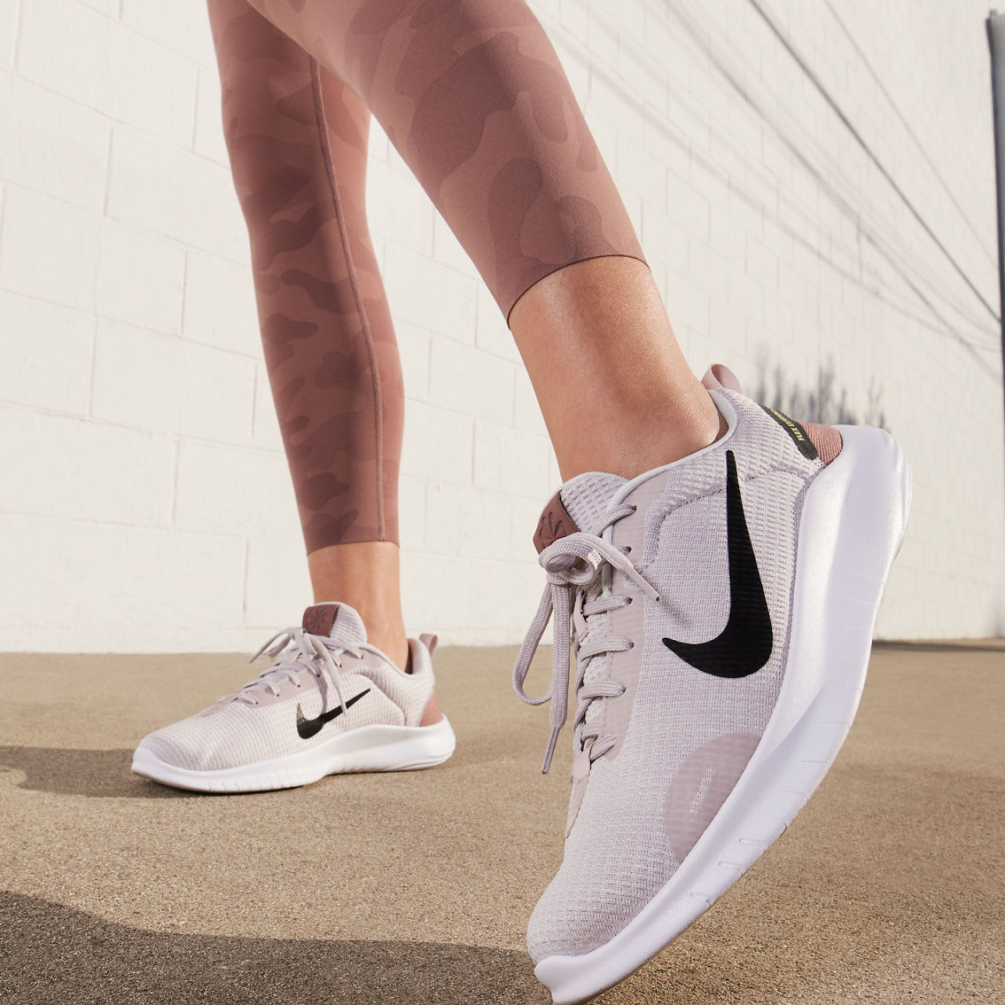 Nike Women's Flex Experience RN 12 Running Shoes - Image 9 of 9