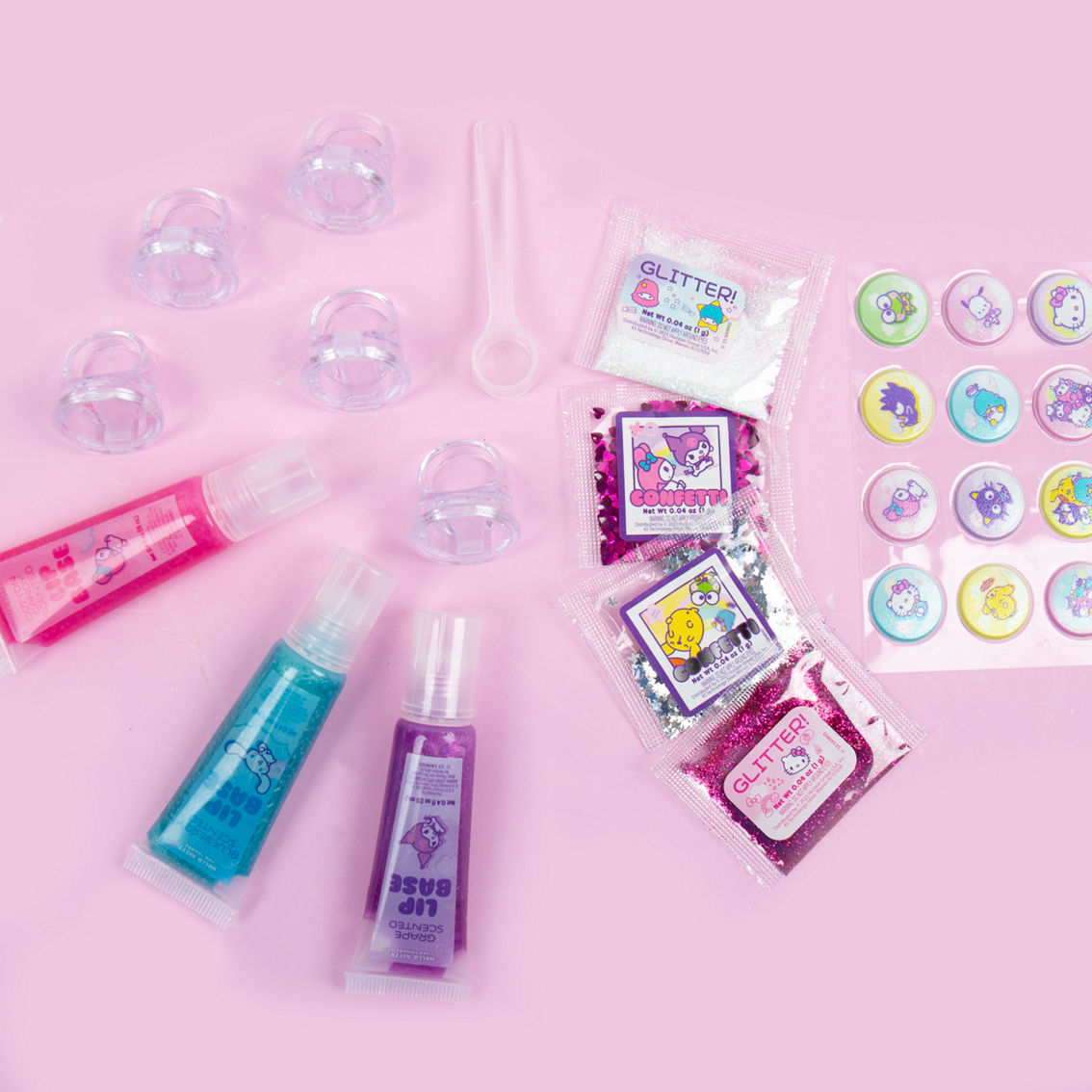 Hello Kitty Shimmer Lip Gloss Rings Beauty Kit - Image 3 of 5