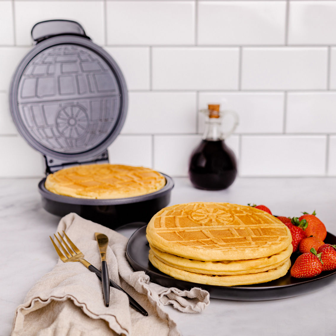 Uncanny Brands Star Wars Halo Death Star Waffle Maker - Image 7 of 10