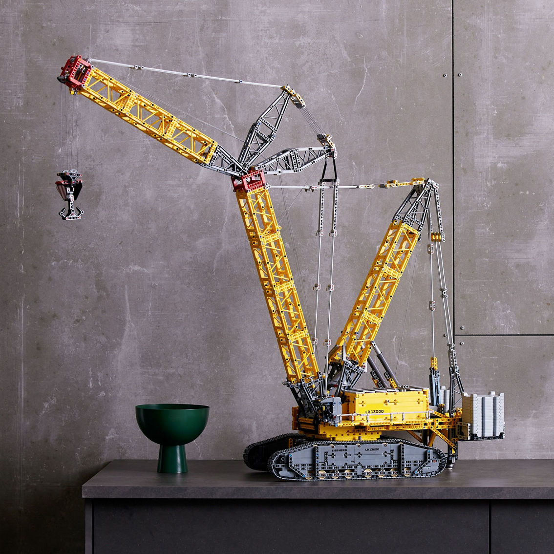 LEGO Technic Liebherr Crawler Crane LR 13000 Adult Building Kit 42146 - Image 10 of 10