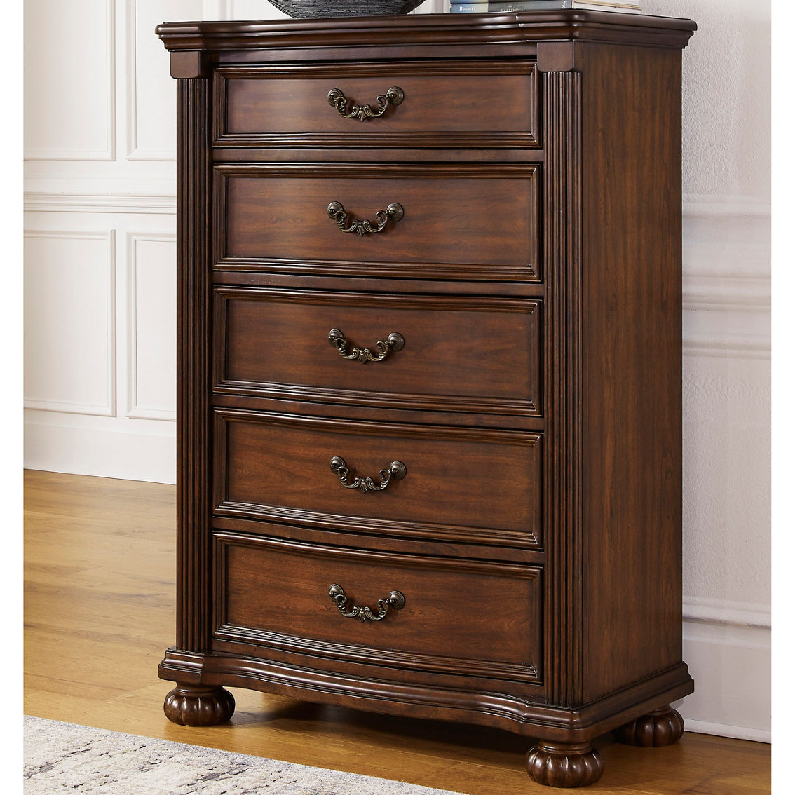 Signature Design By Ashley Lavinton Chest Of Drawers | Dressers ...