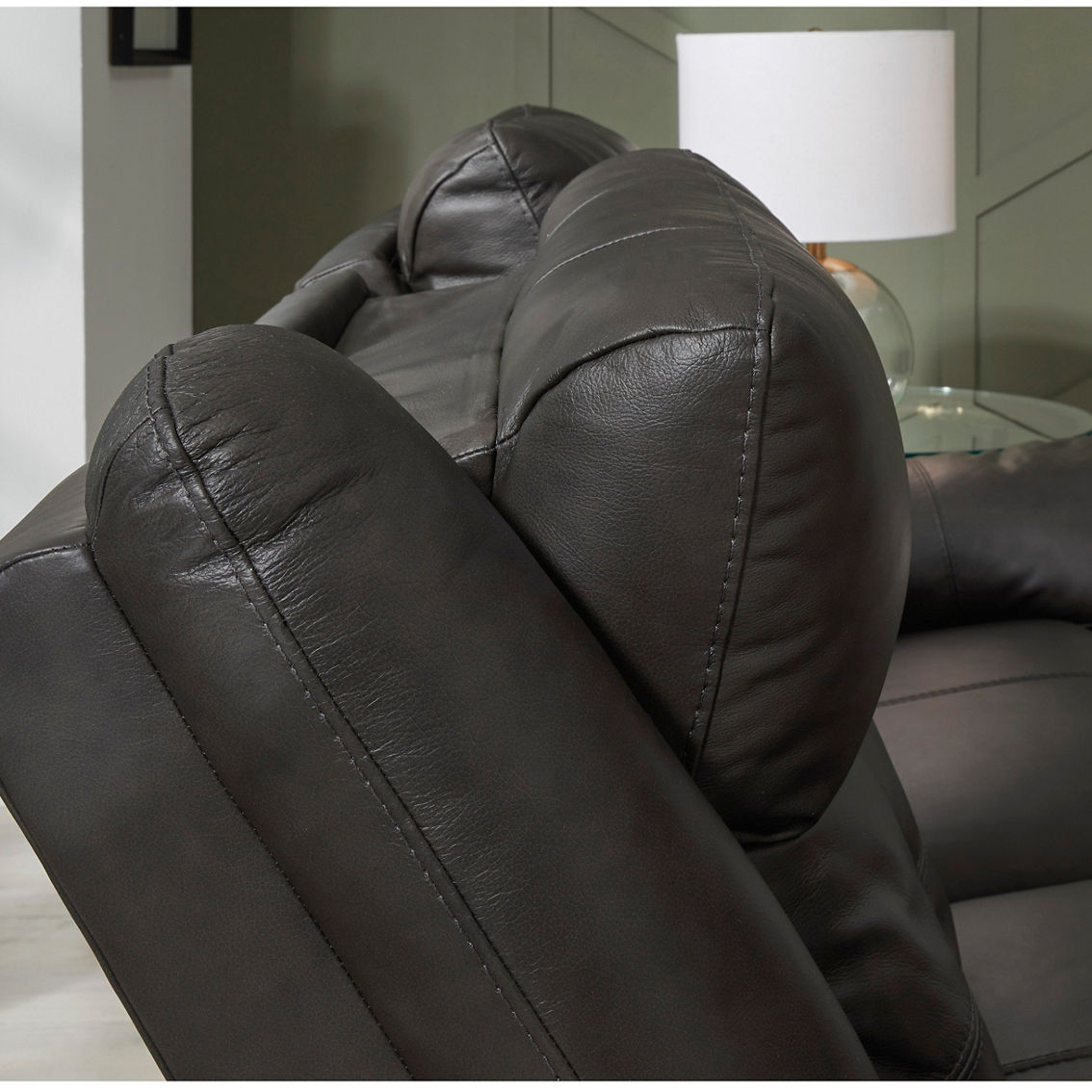 Leather+ by Ashley Mackie Pike 5 pc. Power Reclining Sectional - Image 3 of 10