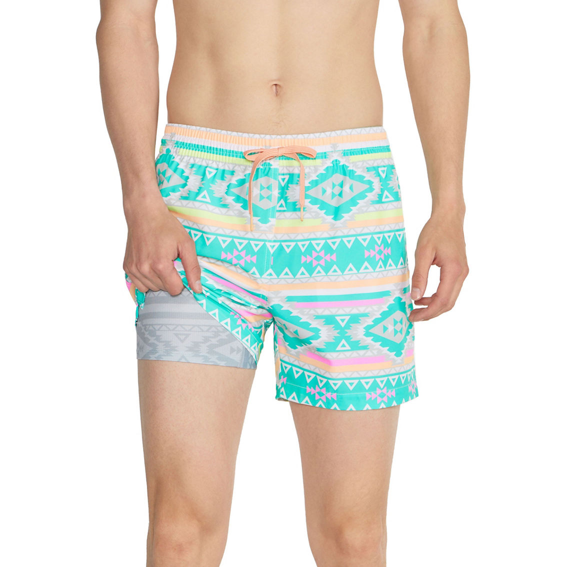 Chubbies The En Fuegos 5.5 in. Lined Classic Swim Trunks - Image 4 of 6