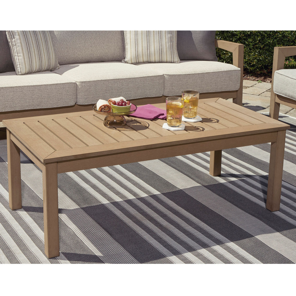 Signature Design by Ashley Hallow Creek Outdoor Coffee Table - Image 4 of 5