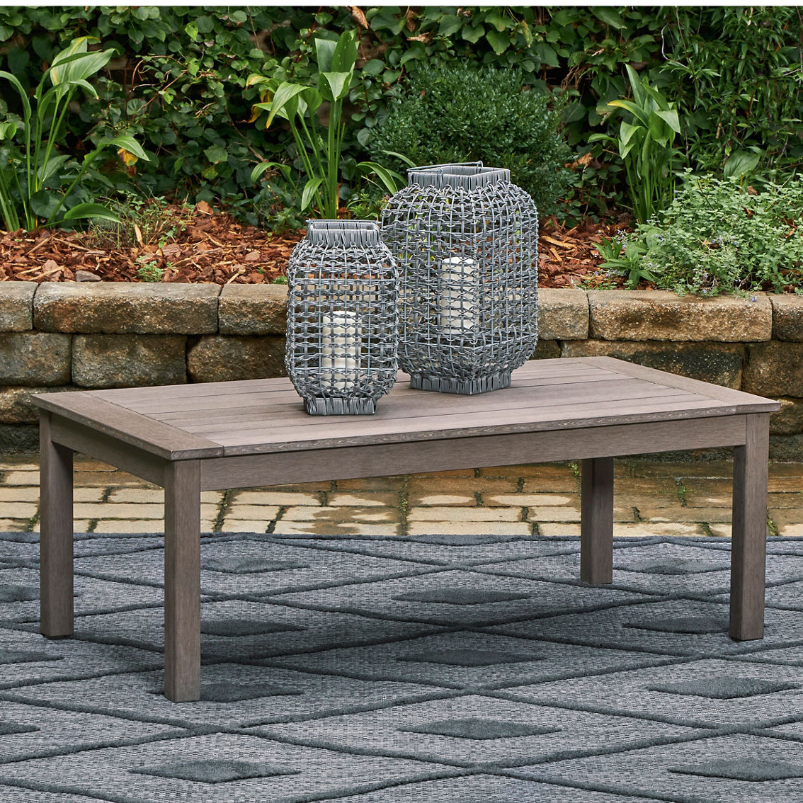 Signature Design by Ashley Hillside Barn Outdoor Coffee Table - Image 4 of 5