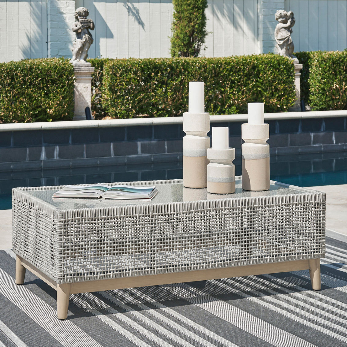 Signature Design by Ashley Seton Creek Outdoor Coffee Table - Image 4 of 6