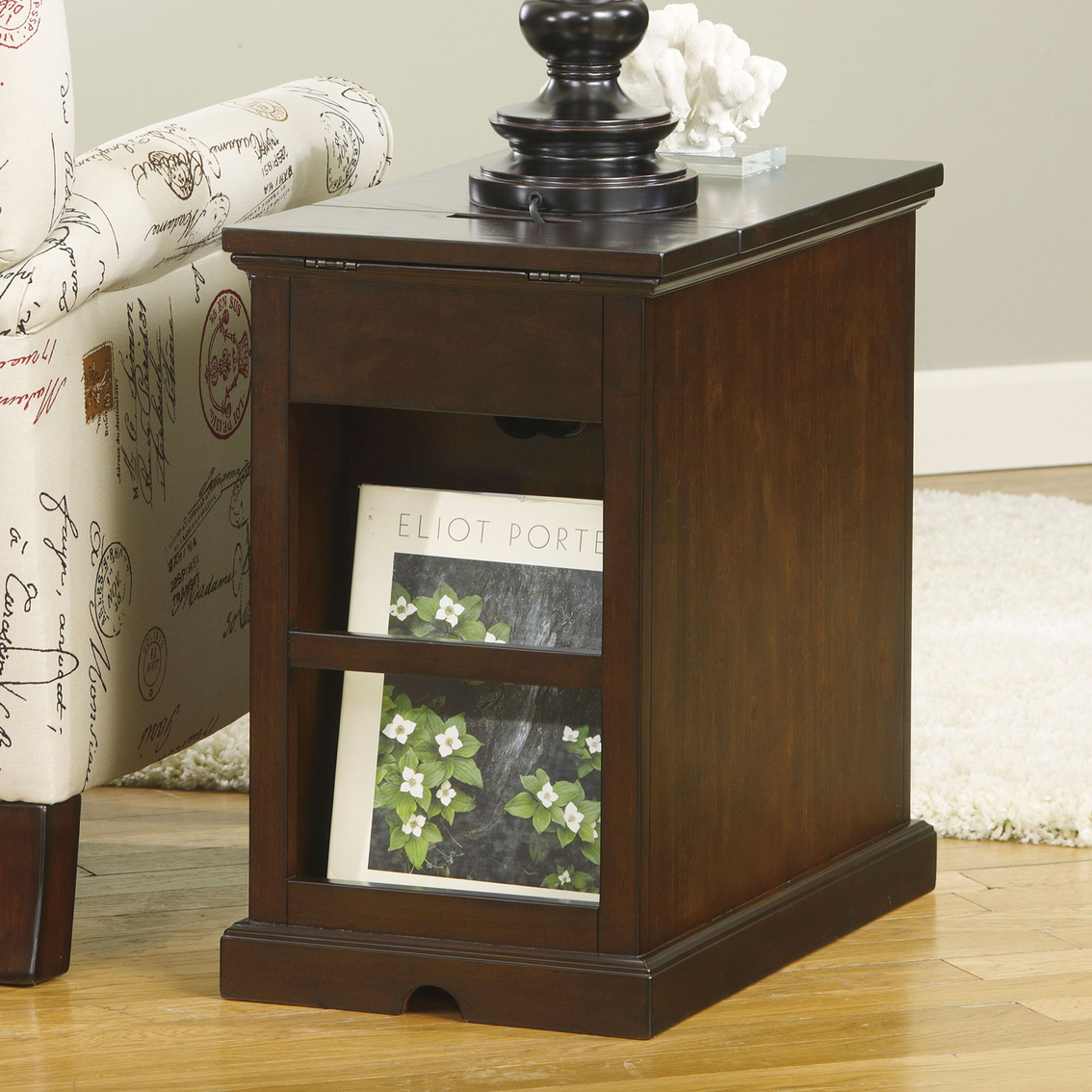Signature Design By Ashley Laflorn Chairside End Table - Image 2 of 3