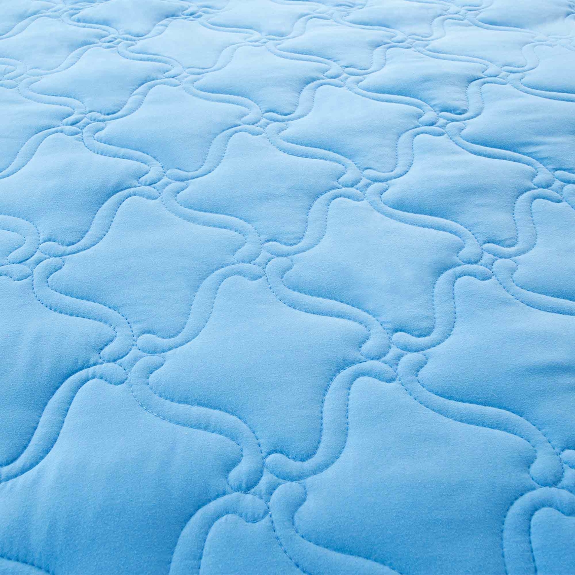 Lavish Home Solid Color Quilt - Image 2 of 2