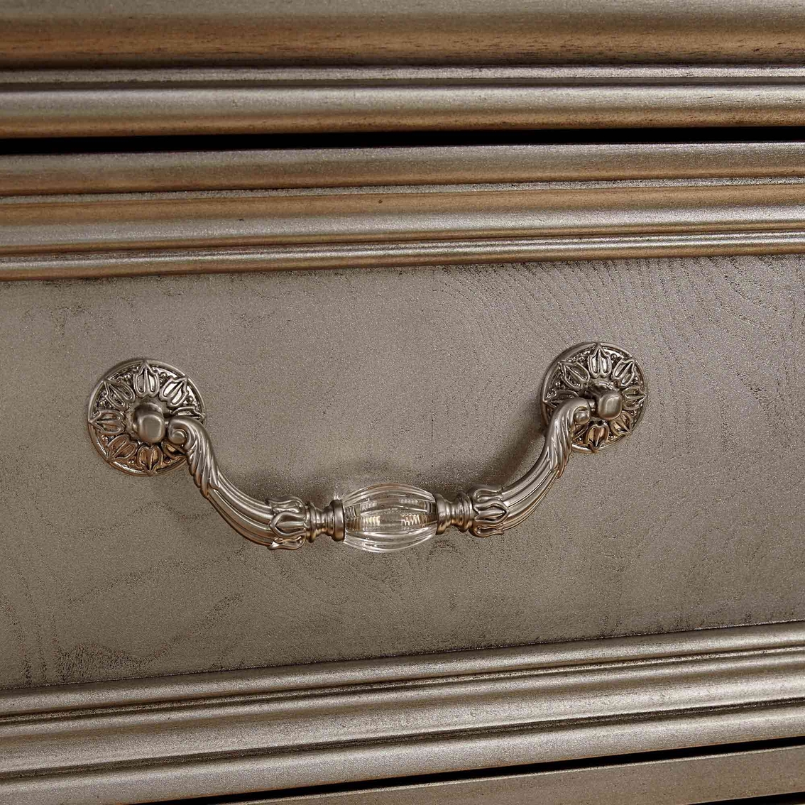 Signature Design by Ashley Birlanny 5 Drawer Chest - Image 2 of 4