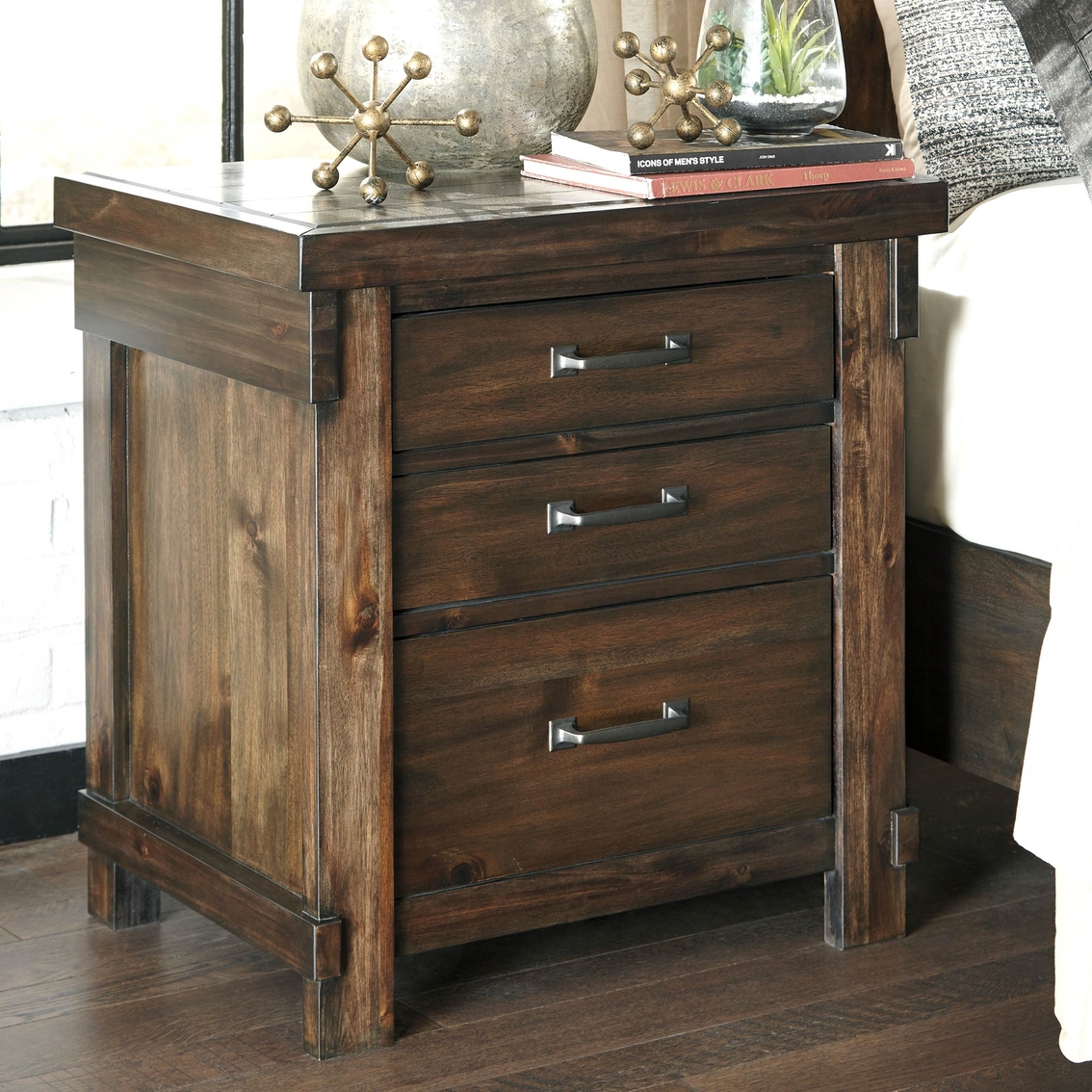 Signature Design by Ashley Lakeleigh Three Drawer Nightstand - Image 2 of 4