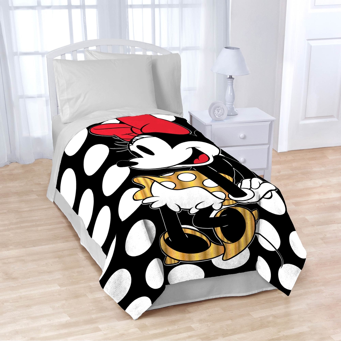 Jay Franco And Sons Disney Minnie Mouse Rock The Dots Twin Blanket Blankets Throws Household Shop The Exchange
